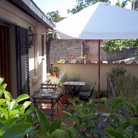 Antiche Scale Guest house 3*